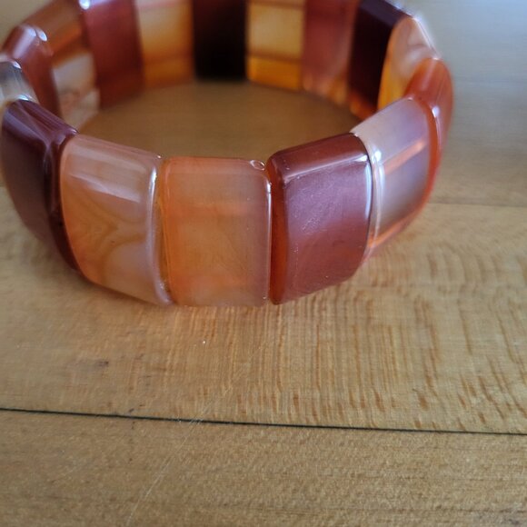 Uniquely-Shaped Carnelian Stretch Bracelet - Picture 5 of 6